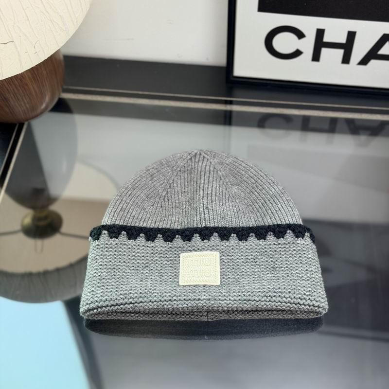 Miumiu Hat dx17